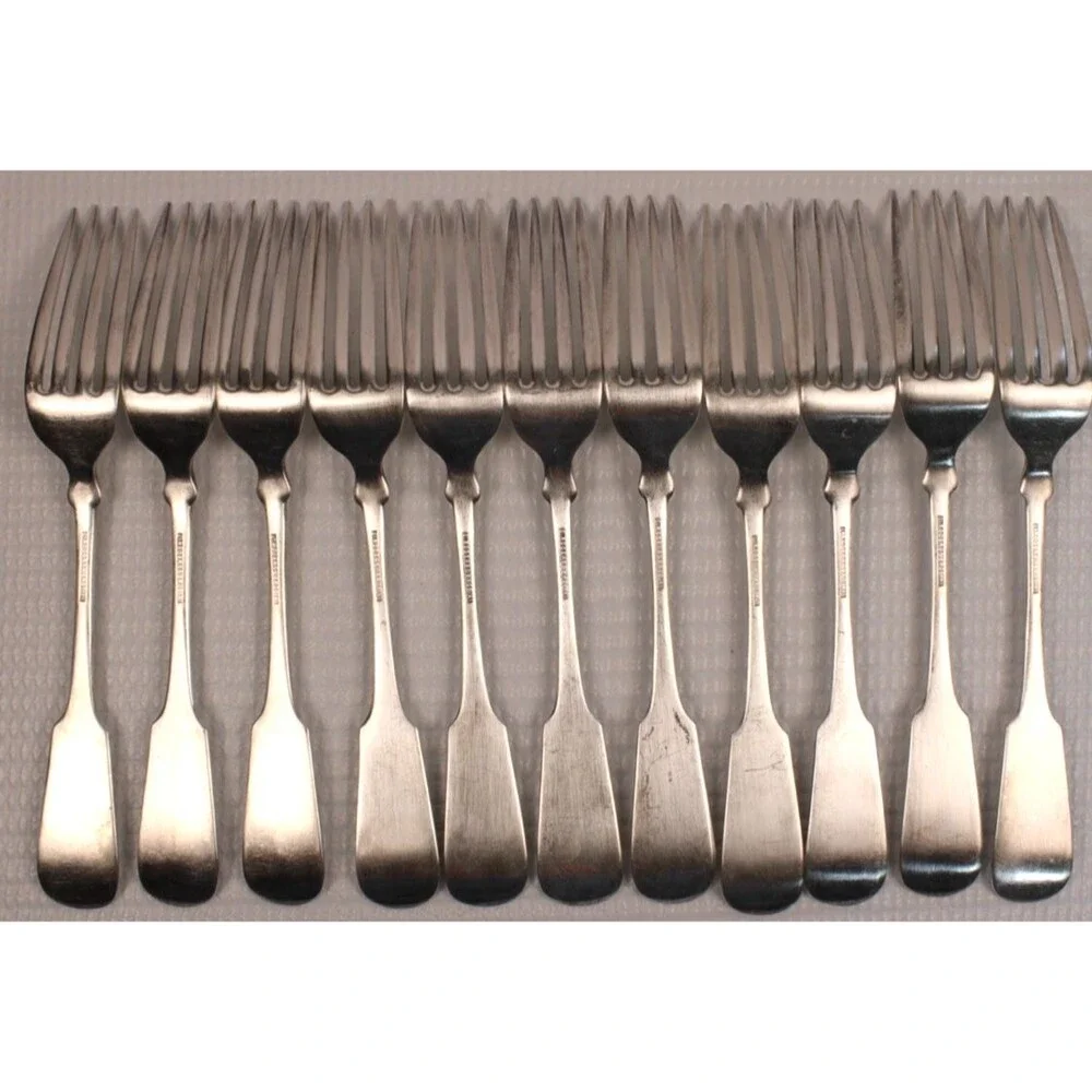 1847 Rogers Bros A1 Pattern Fiddle Tipped Silverplate Forks Flatware Set of 11